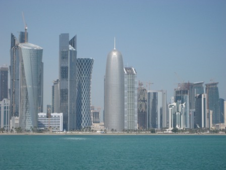La modernidad de Doha se refleja en sus construcciones de rascacielos. (clickear para agrandar foto). Foto: Andrés Schottlaender