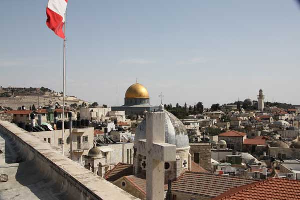 La ciudad vieja de Jerusalén con sus diferentes expresiones religiosas. / Foto: Stock.xchng (clickear en la imagen para agrandar)